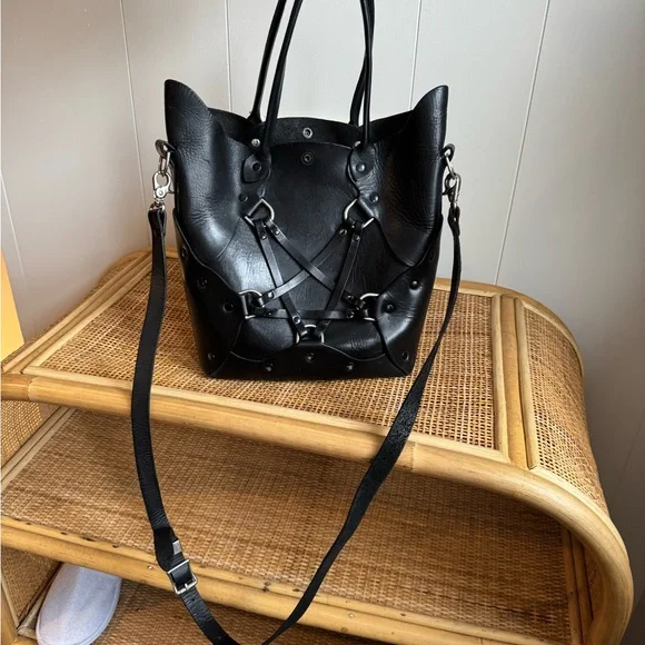 Zana Bayne Large Black Pentagram Leather Handbag - Picture 2 of 7